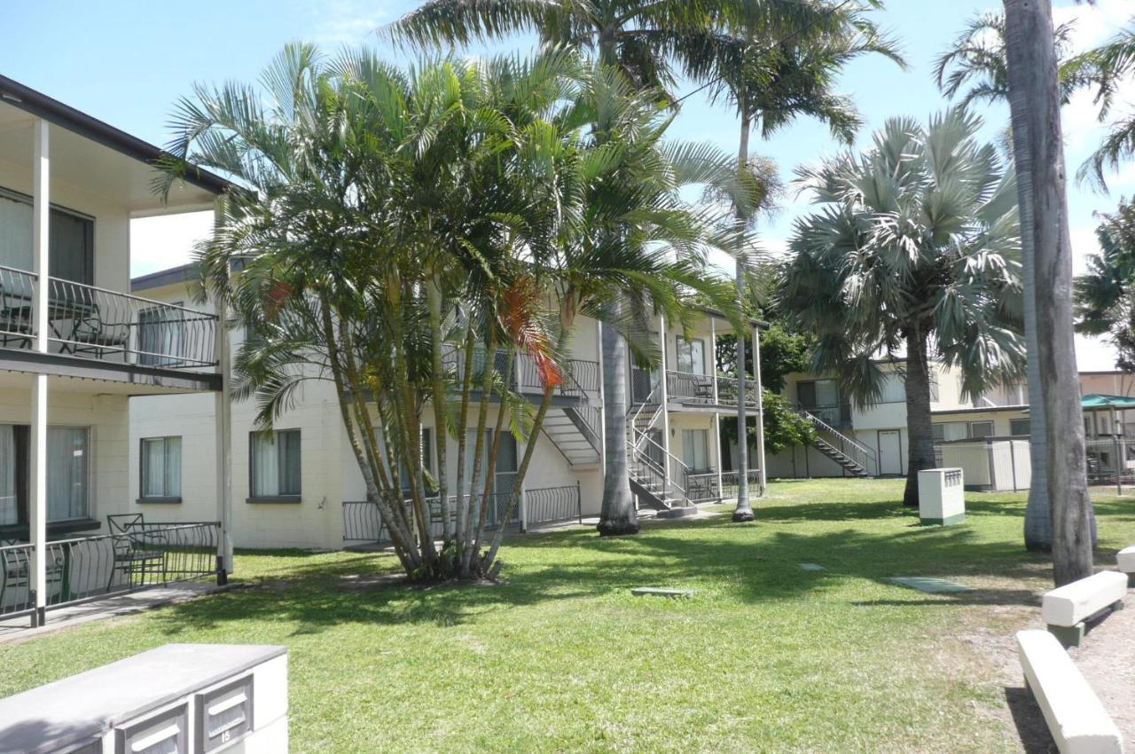 Ocean Breeze Units Apartment Bowen Bagian luar foto