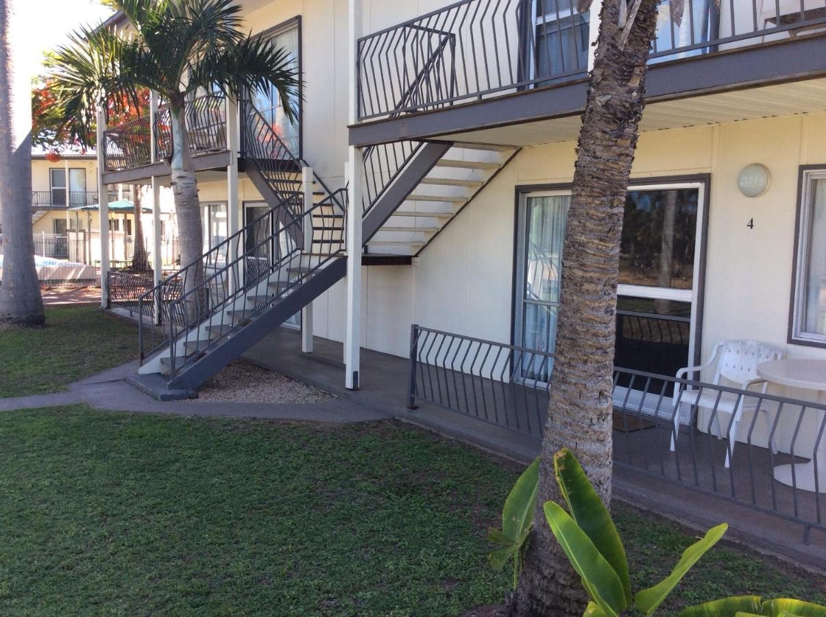 Ocean Breeze Units Apartment Bowen Bagian luar foto