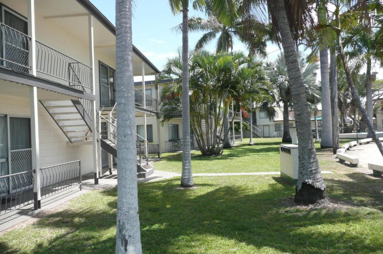 Ocean Breeze Units Apartment Bowen Bagian luar foto