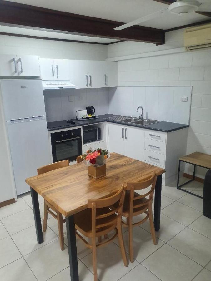 Ocean Breeze Units Apartment Bowen Bagian luar foto